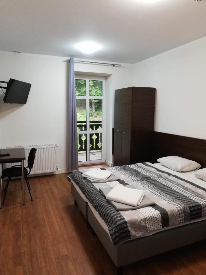 Sloneczna Hotel Miedzygorze Bagian luar foto